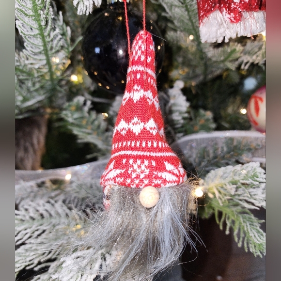 Christmas Gnomes Ornaments Set of 6 - Picture 4 of 7